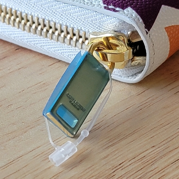 YSL Compact Zippy Wallet NEW - Picture 3 of 8